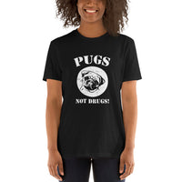 Pugs not drugs Unisex-T-Shirt