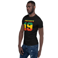 Junetheeth Unisex-T-Shirt