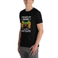 I paused my game Unisex-T-Shirt