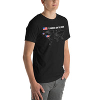Landet on the moon Unisex-T-Shirt